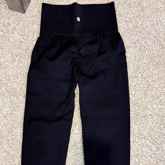 7/8 Super Compression Halara Leggings Black - Picture 1 of 1